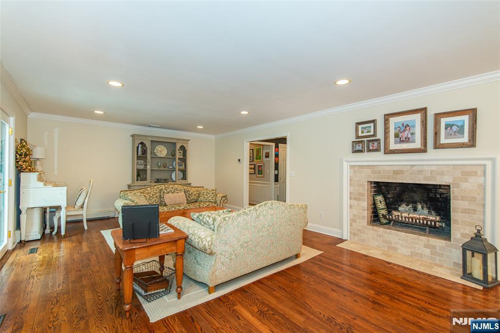 724 Ridge Road
