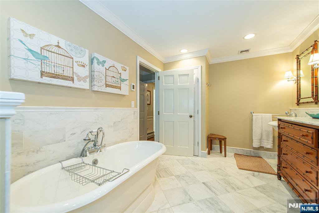 724 Ridge Road