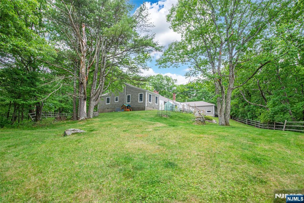 724 Ridge Road