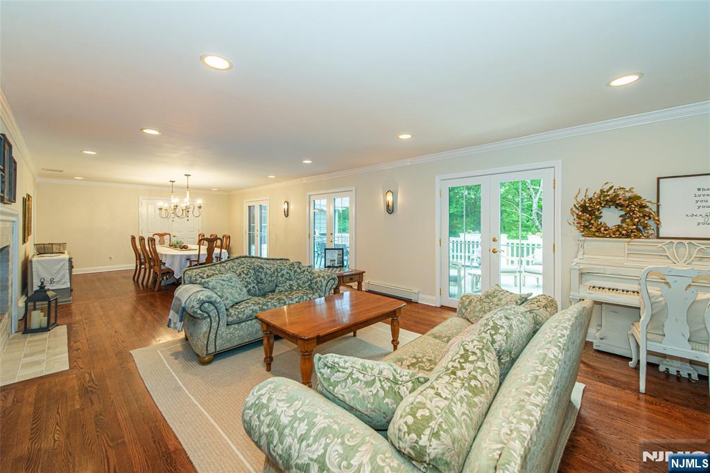 724 Ridge Road