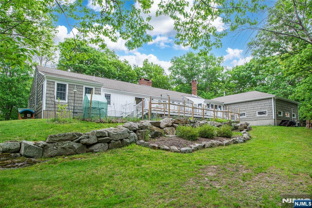 724 Ridge Road