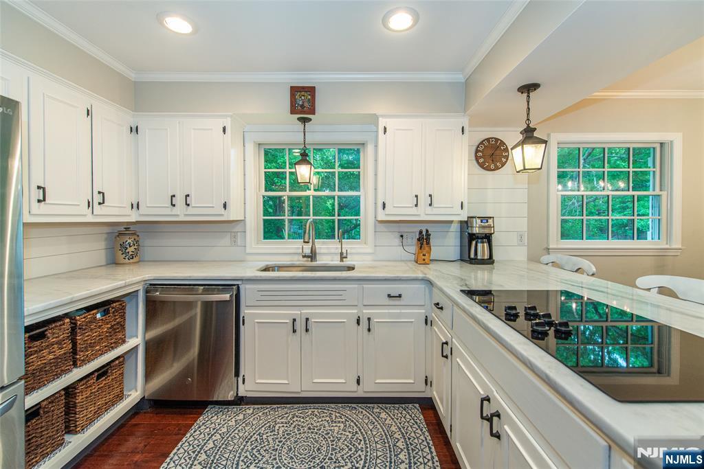 724 Ridge Road