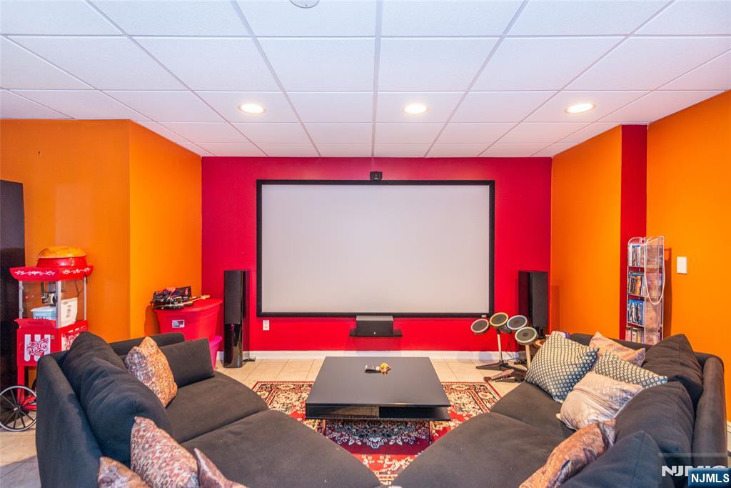 5 Raine Tree Court