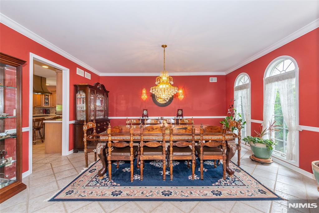 5 Raine Tree Court