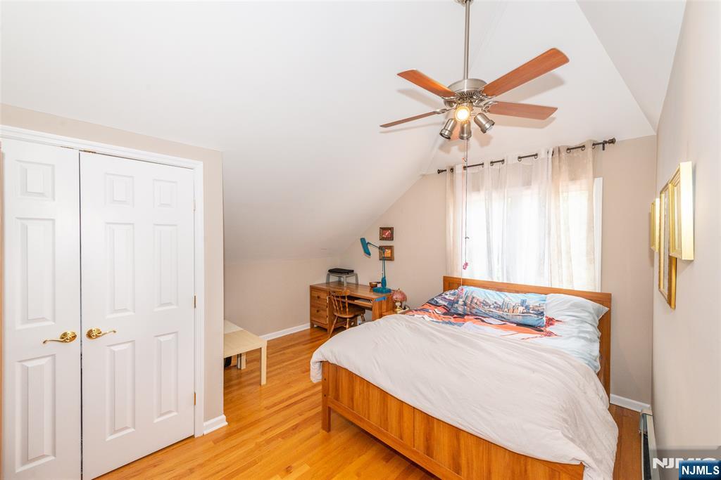 5 Raine Tree Court