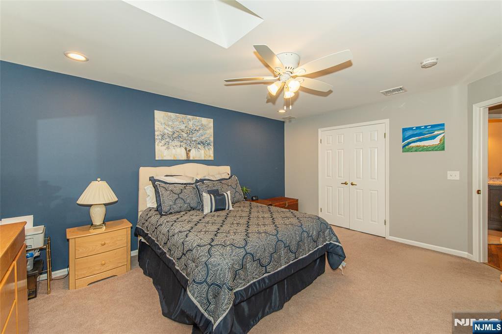 15 Fair Ridge Court
