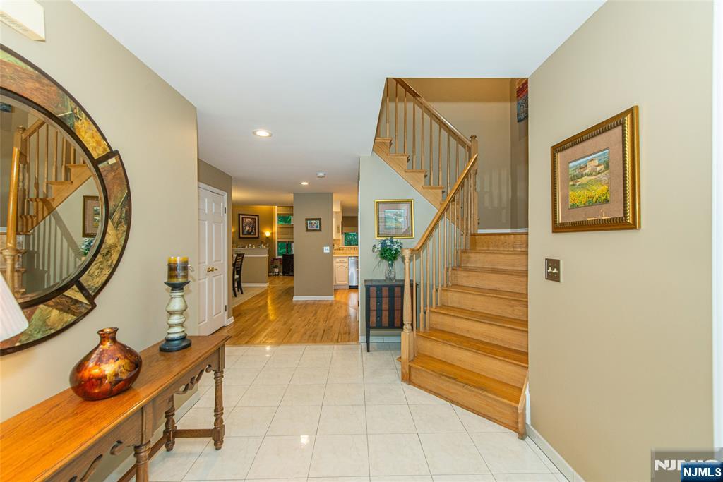 15 Fair Ridge Court