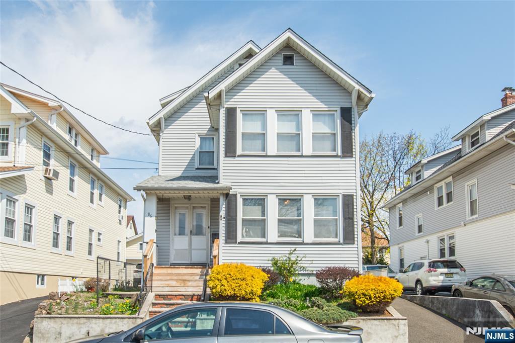 86 Tappan Avenue