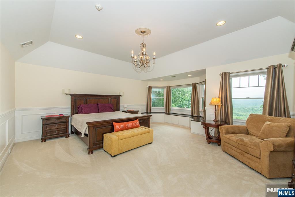93 Coventry Way