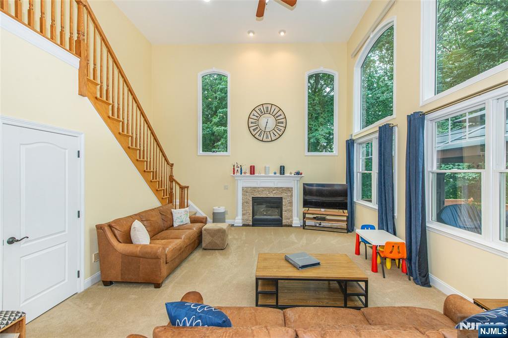 93 Coventry Way