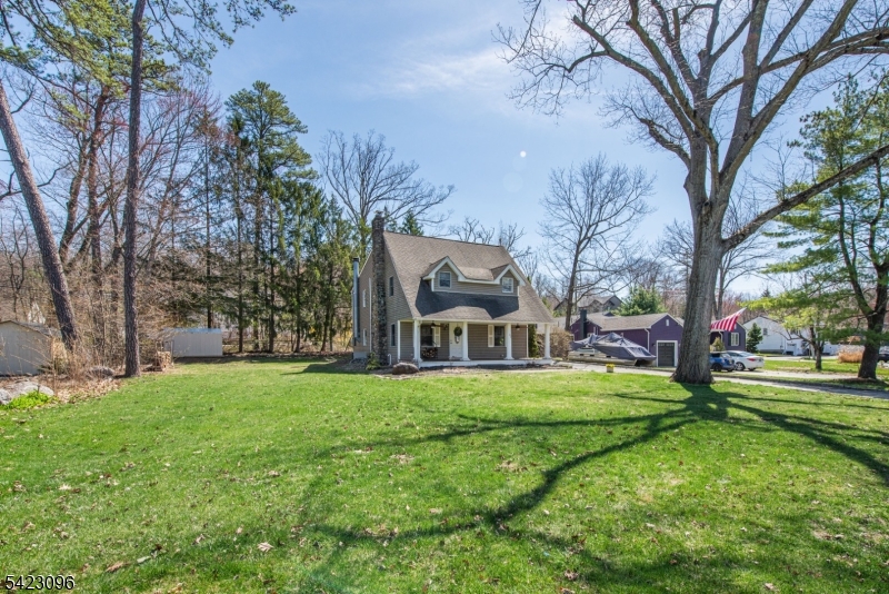 63 Ramapo Rd