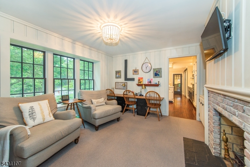724 Ridge Rd