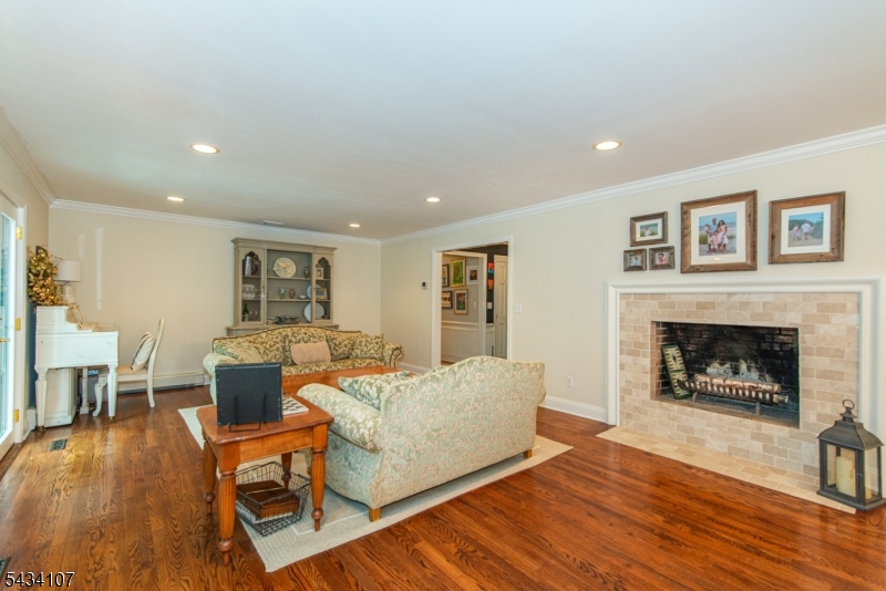 724 Ridge Rd