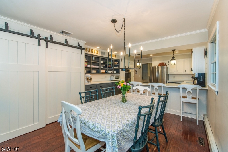 724 Ridge Rd