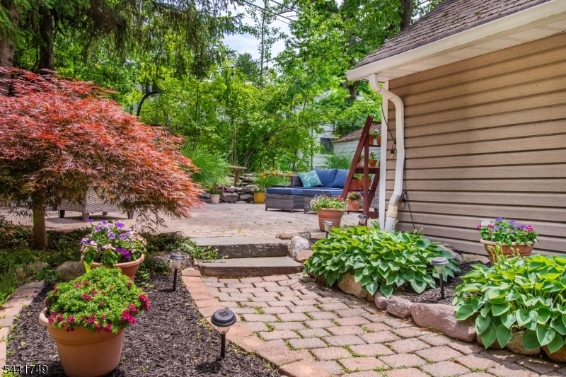 63 Ramapo Rd