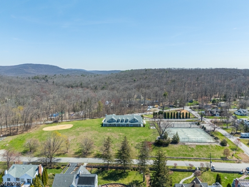 63 Ramapo Rd