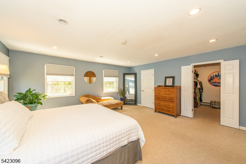 63 Ramapo Rd