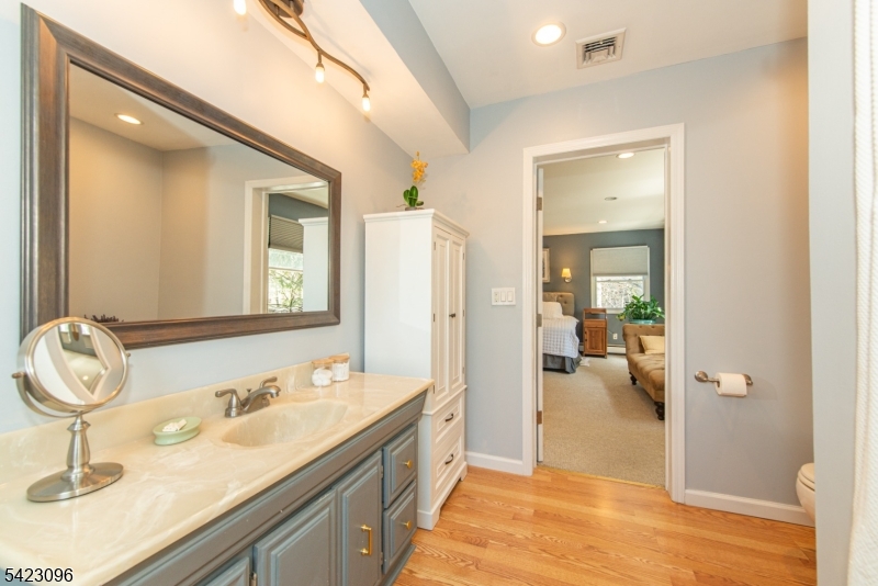 63 Ramapo Rd