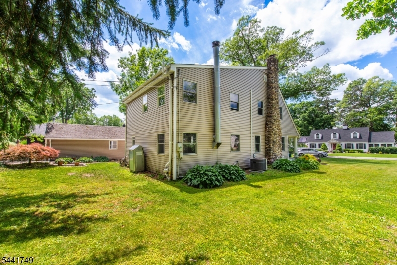 63 Ramapo Rd