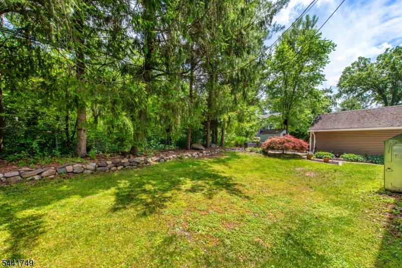 63 Ramapo Rd