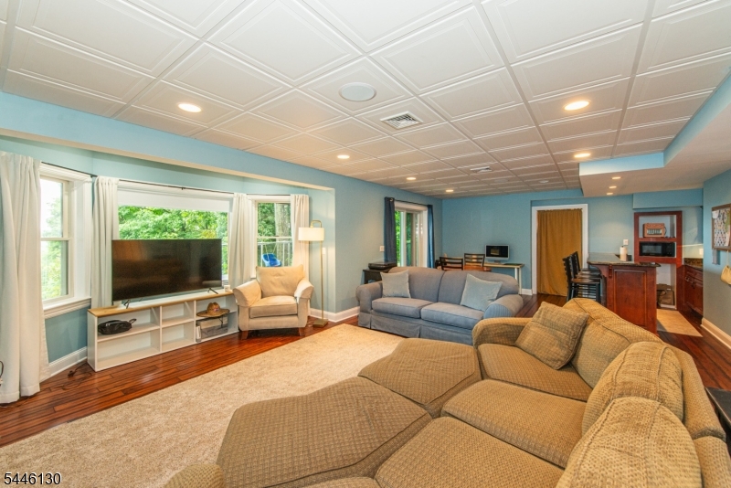 93 Coventry Way