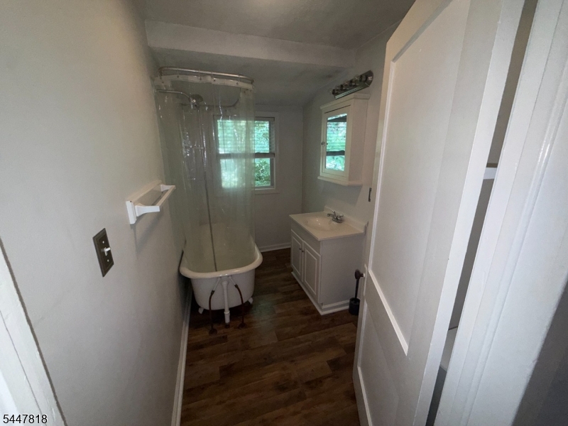 109 Carey Ave