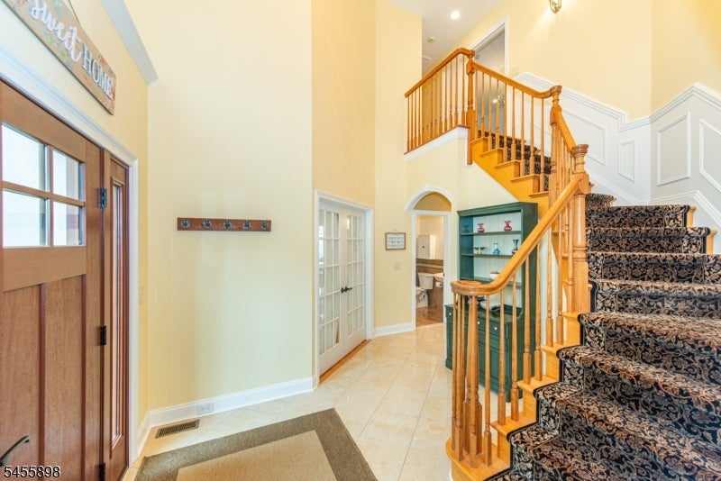93 Coventry Way