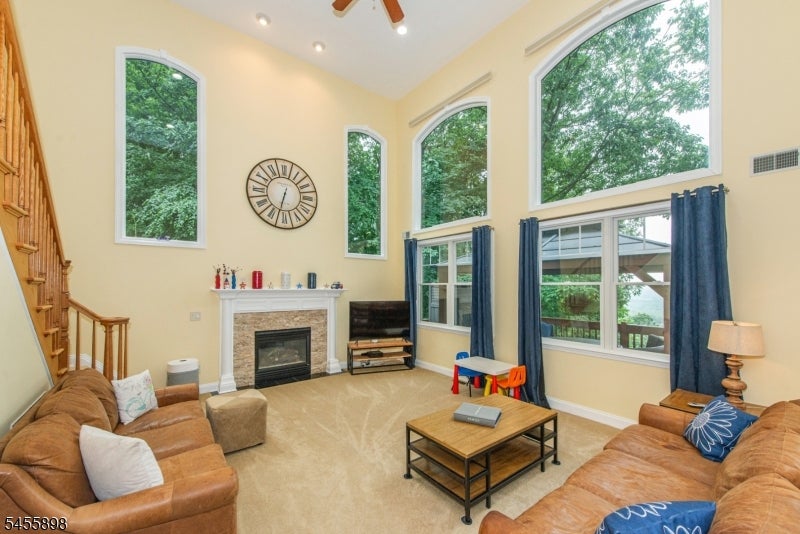 93 Coventry Way