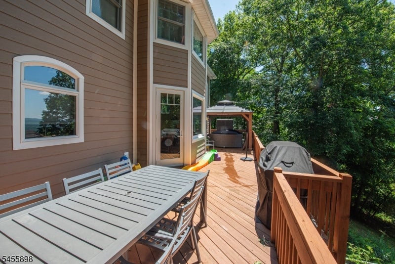 93 Coventry Way
