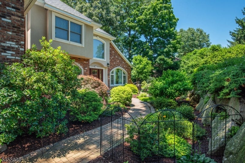 93 Coventry Way