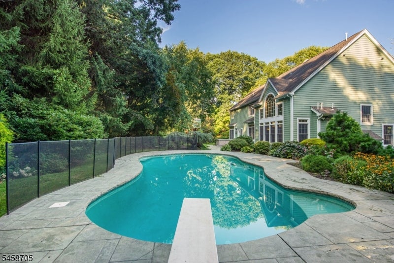 50A Gormley Ln