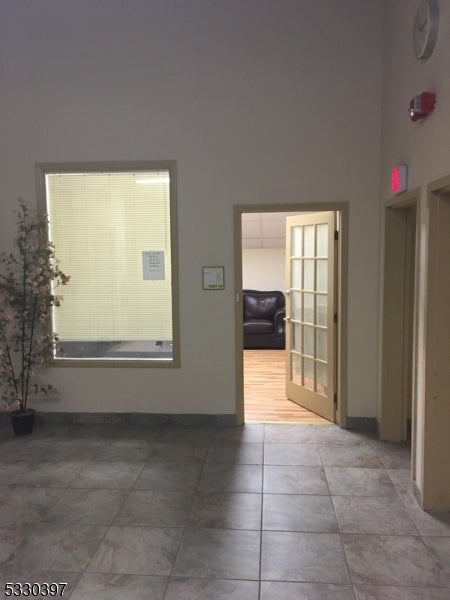 170 Kinnelon Rd-Unit 19/19A