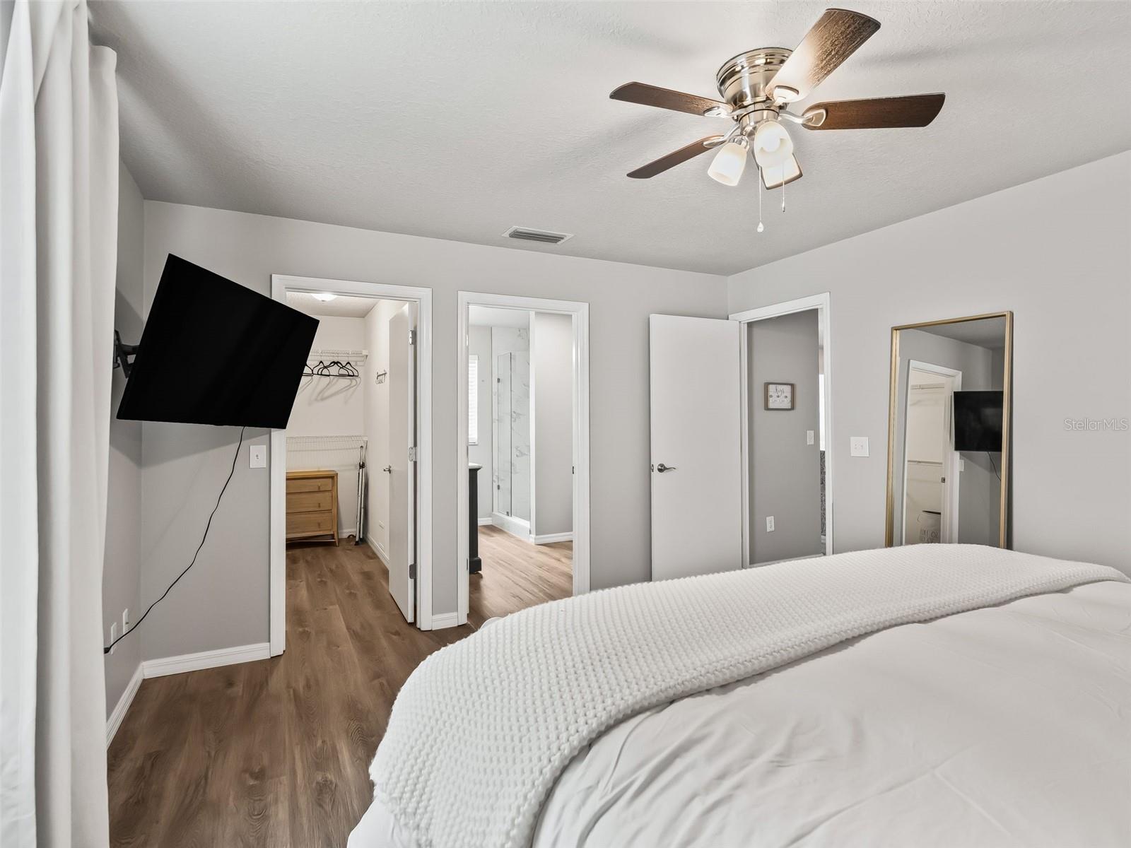 321 SAN MARINO DR