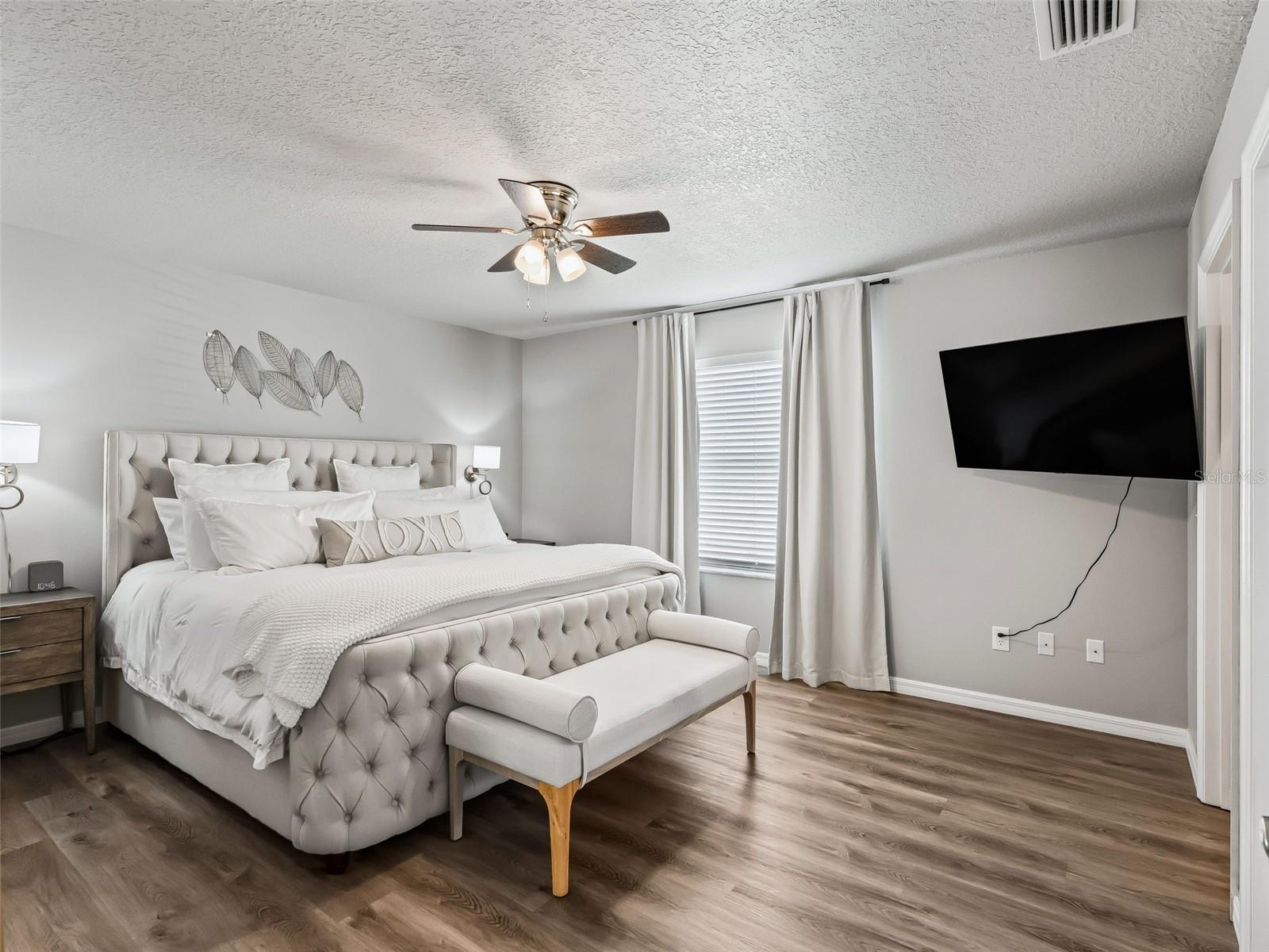 321 SAN MARINO DR