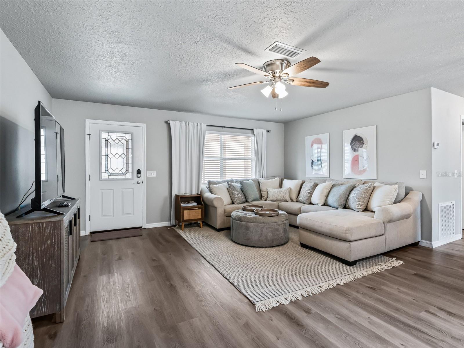 321 SAN MARINO DR