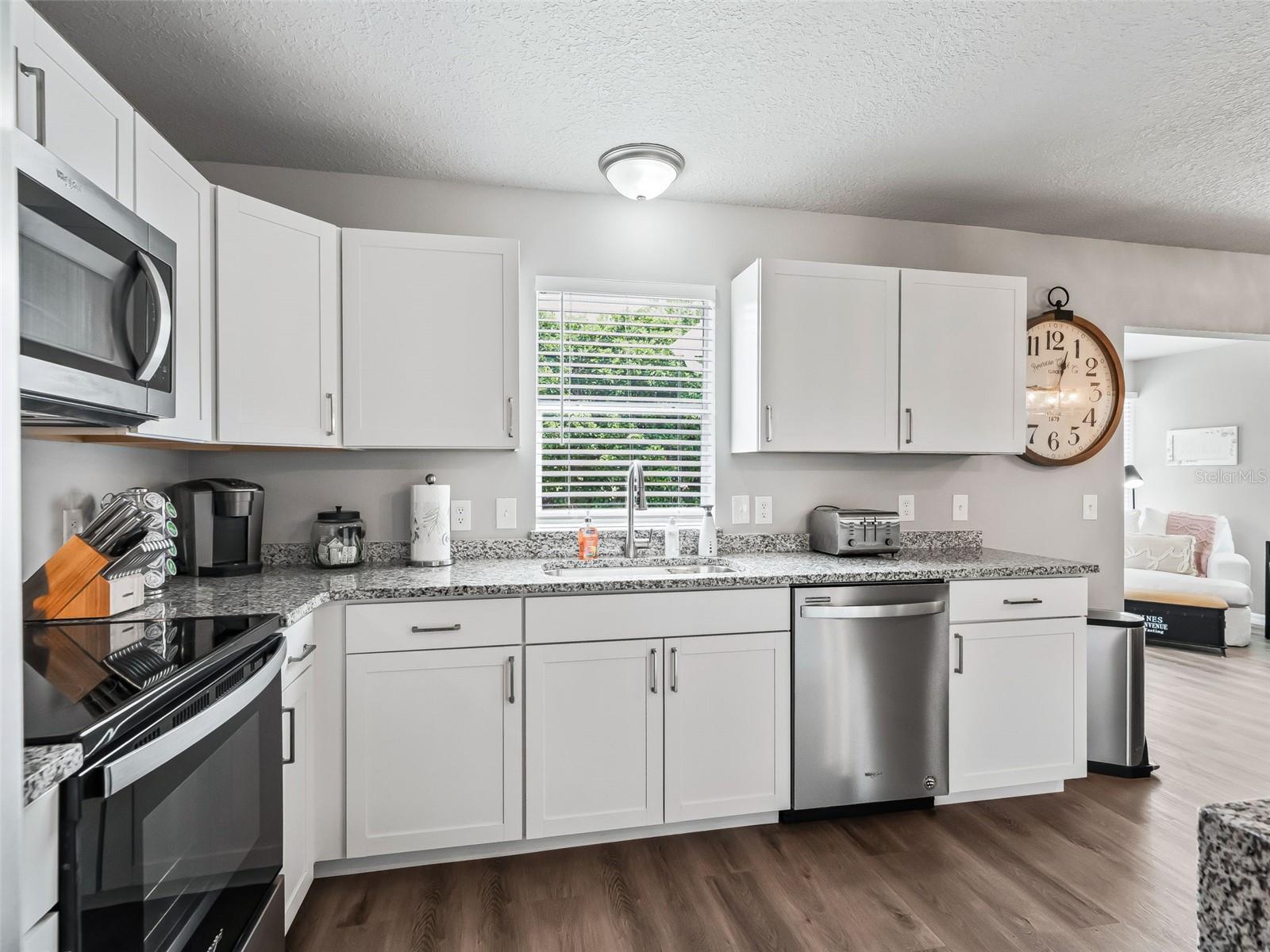 321 SAN MARINO DR