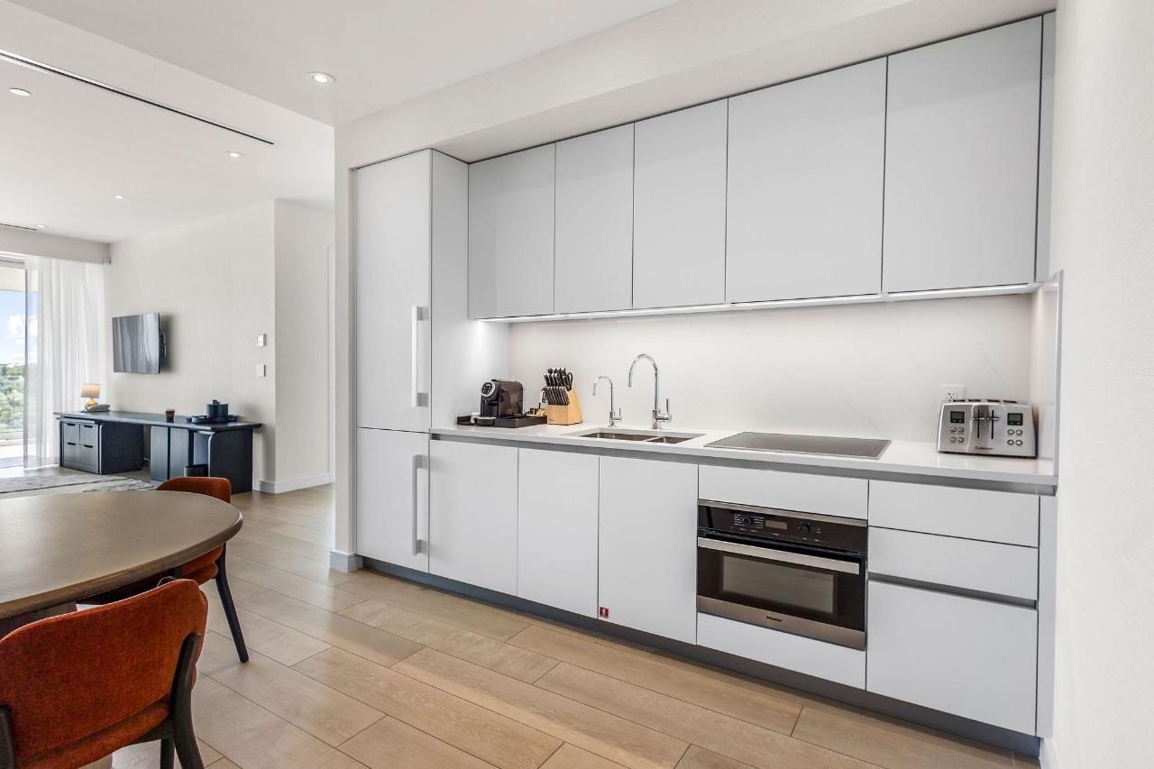 407 GOLDWYN Unit: 407
