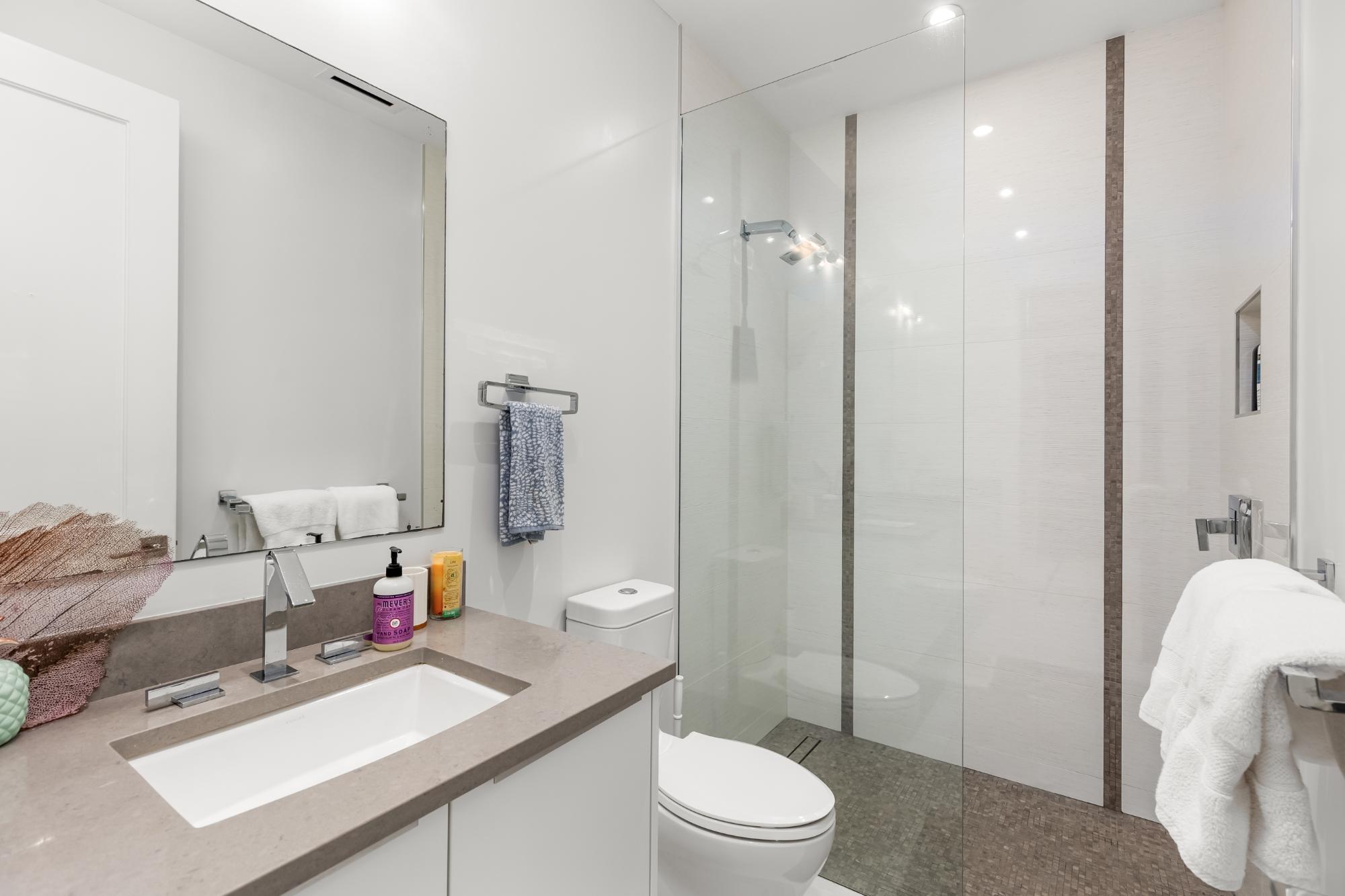 204 ONE CABLE BEACH