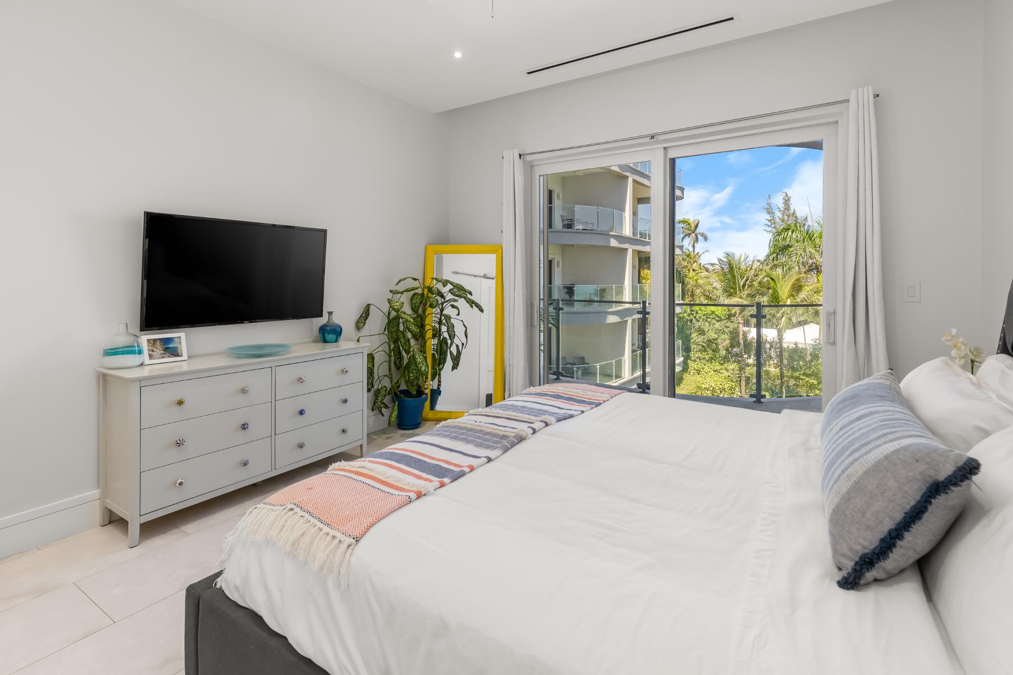 204 ONE CABLE BEACH