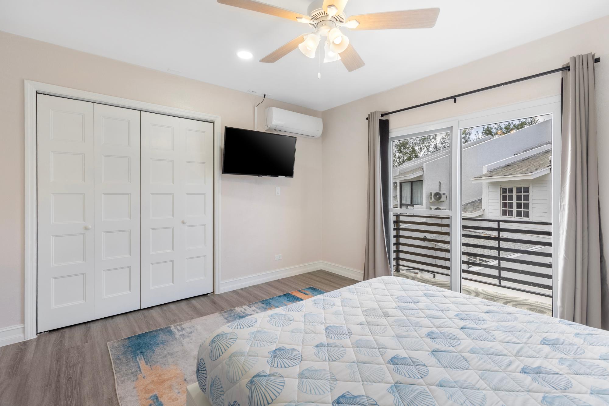 17 VILLAS, CABLE BEACH Unit: 1