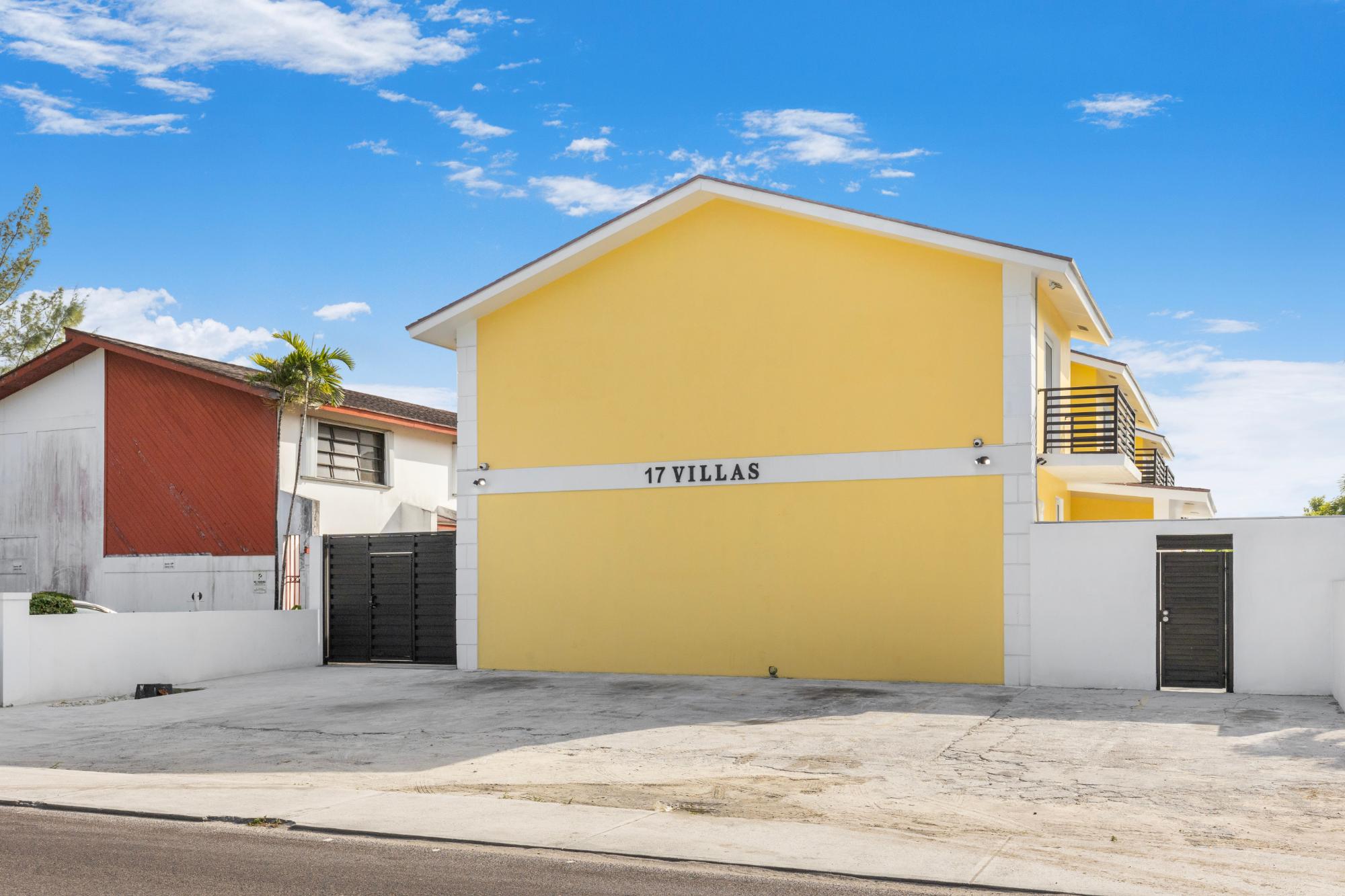 17 VILLAS, CABLE BEACH Unit: 1