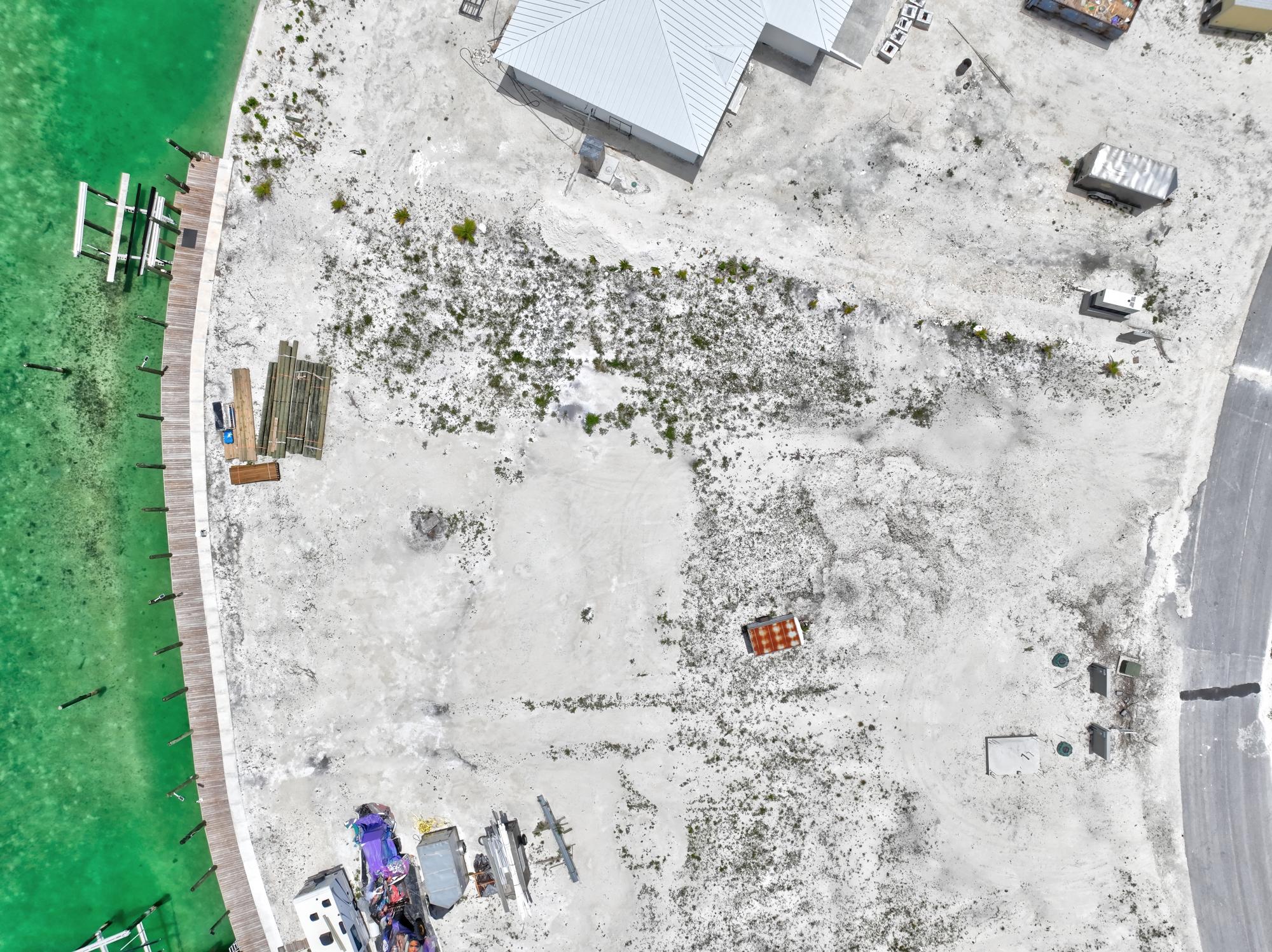 TREASURE CAY CANAL LOT 4