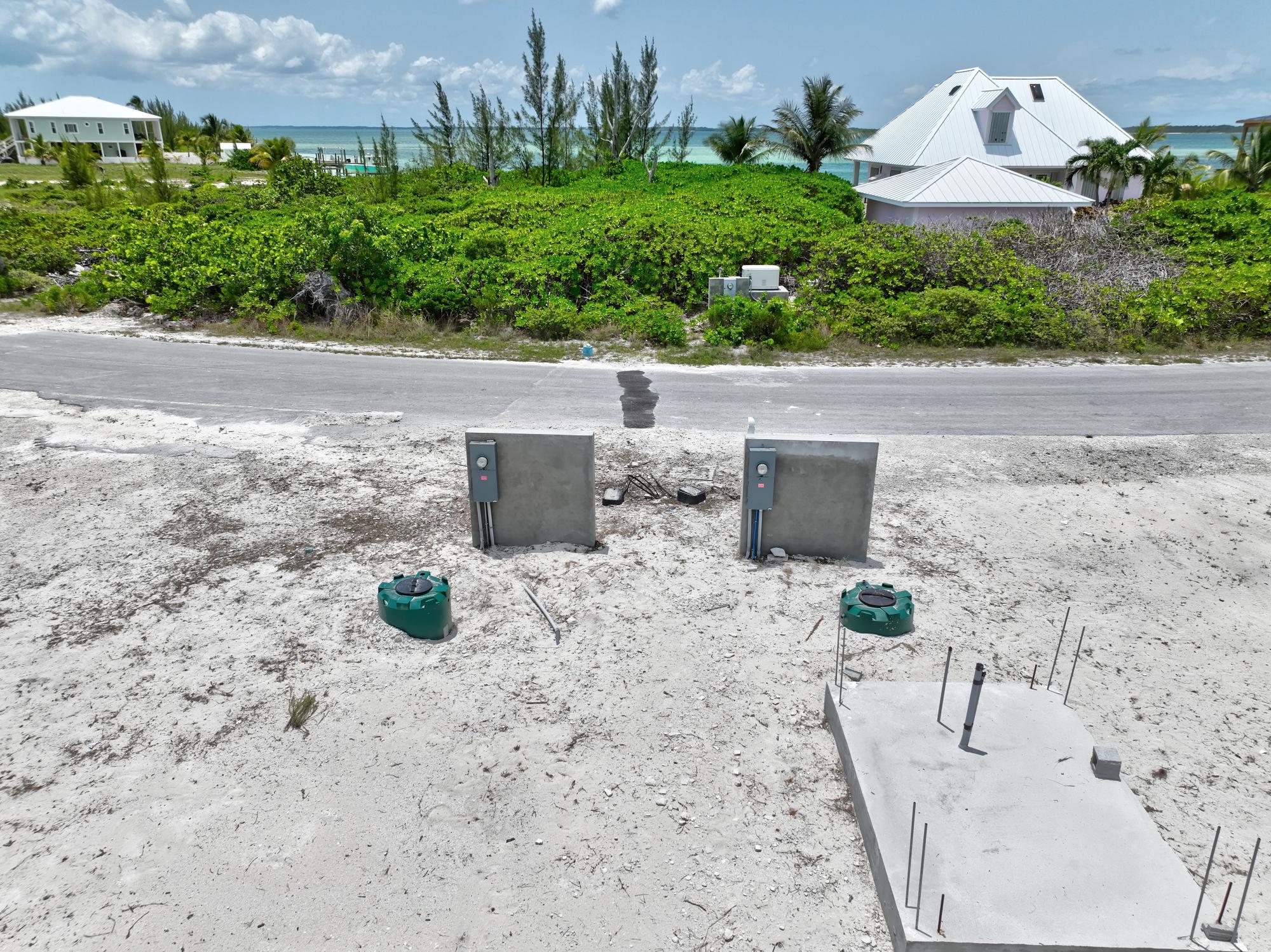 TREASURE CAY CANAL LOT 4