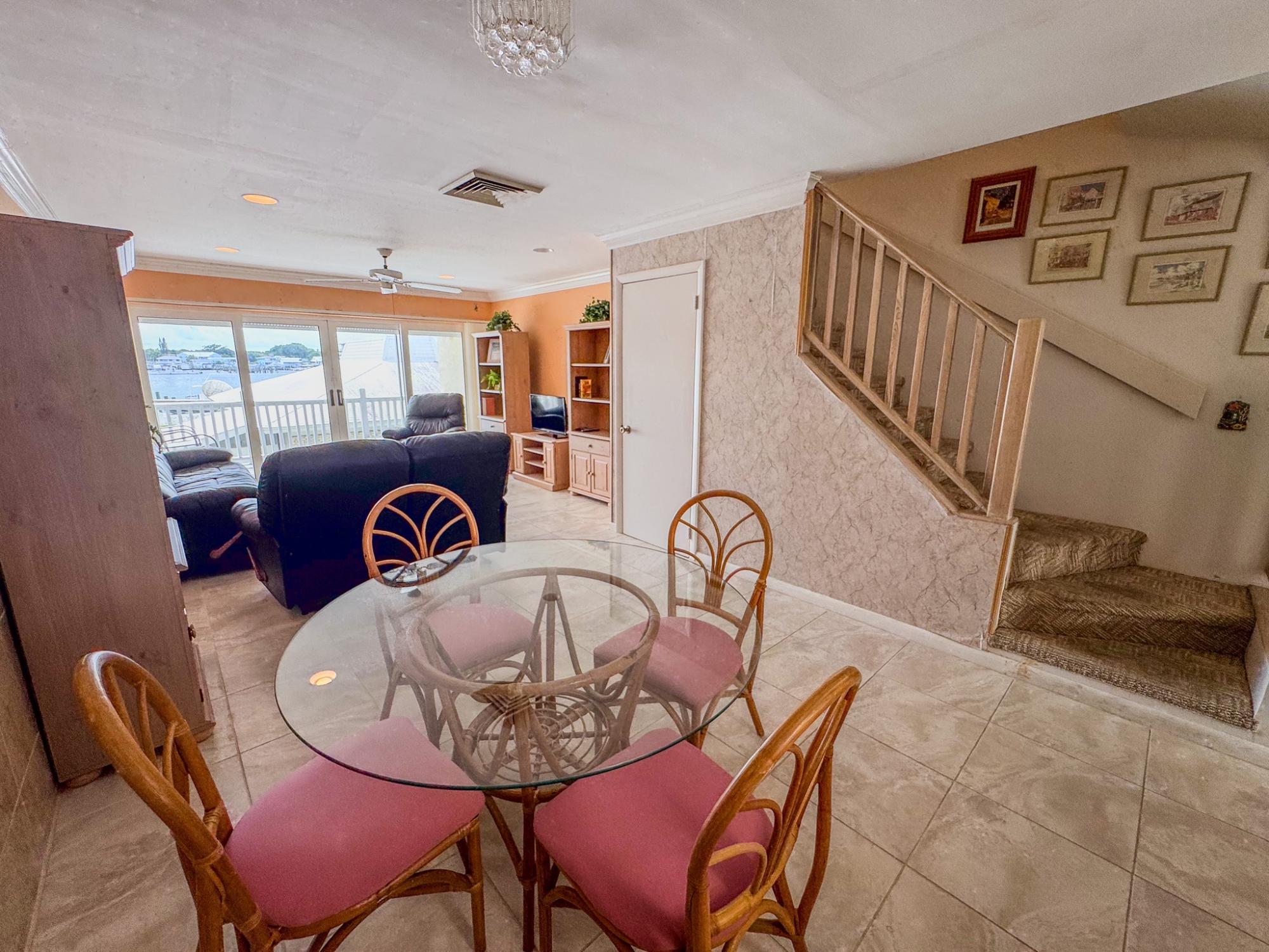 HARBOUR COLONY UNIT 6