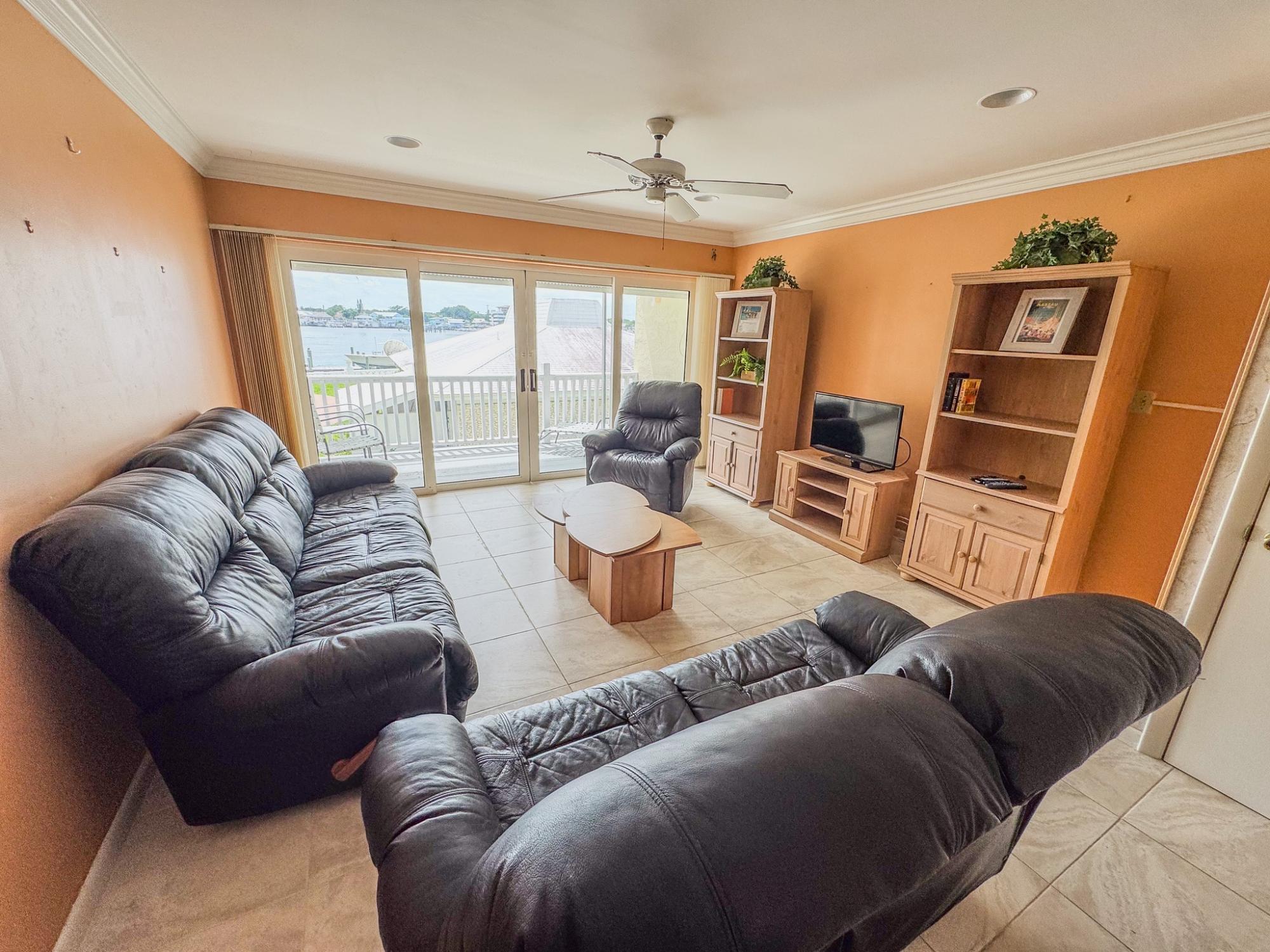 HARBOUR COLONY UNIT 6
