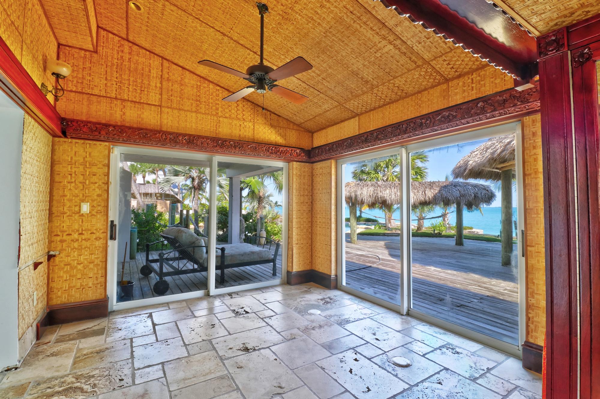 WINDWARD BEACH ESTATES