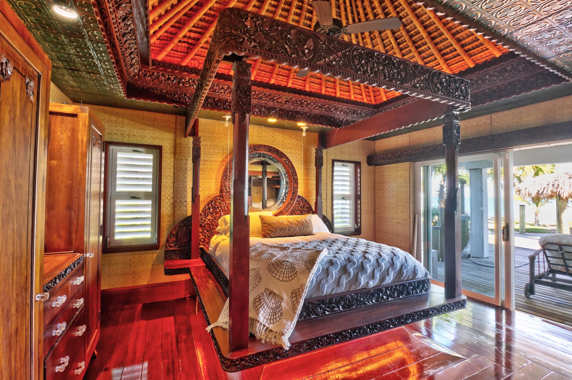 WINDWARD BEACH ESTATES