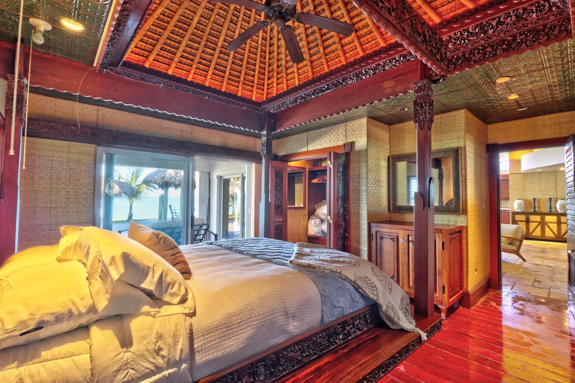 WINDWARD BEACH ESTATES