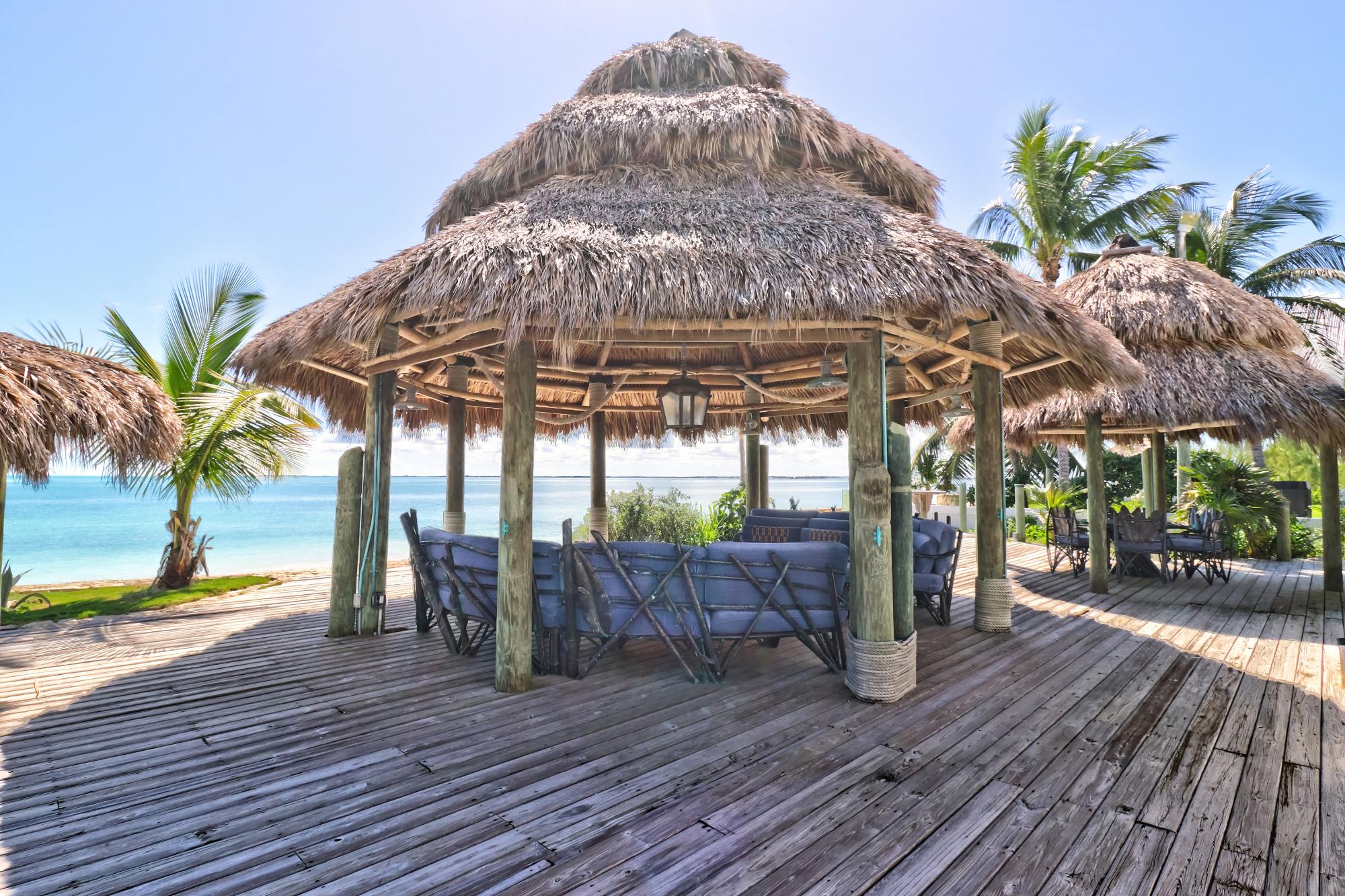 WINDWARD BEACH ESTATES