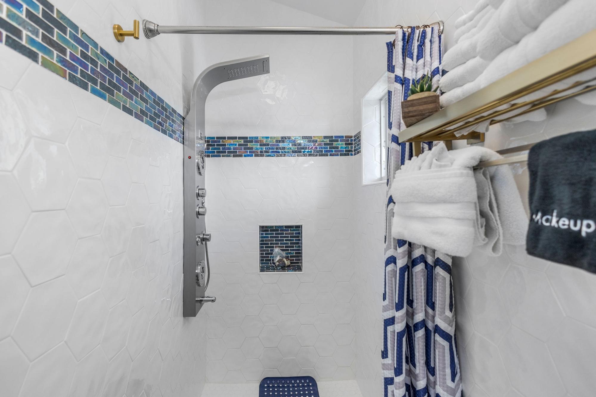 HILLVIEW TERRACE Unit: 1